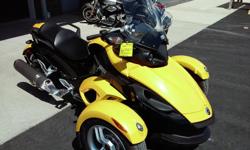 .
2009 Can-Am SPYDER GS SM5
$8999
Call (716) 391-3591 ext. 1272
Pioneer Motorsports, Inc.
(716) 391-3591 ext. 1272
12220 OLEAN RD,
CHAFFEE, NY 14030
Great shape, manual shift Spyder, has taller windshield and upgraded driver foot pegs. Engine Type: 990